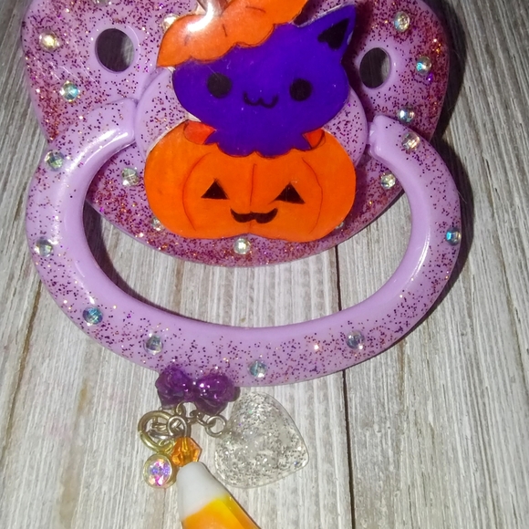 Adult Pacifier - Picture 5 of 8